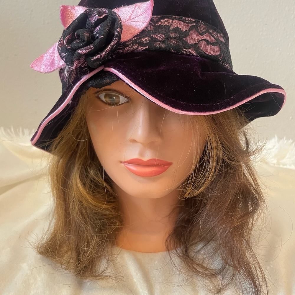 Y2K Velvet Hat